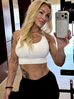Nina Ekstrand